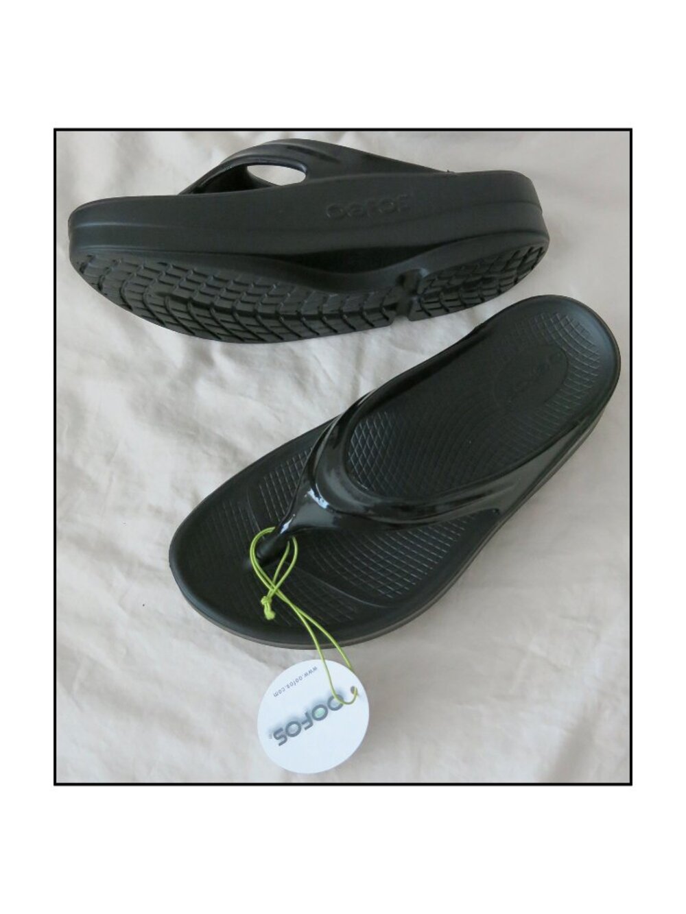 NIB $90 OOFOS Black OOmega OOlala Recovery Flip Flop Platform Sandals 7